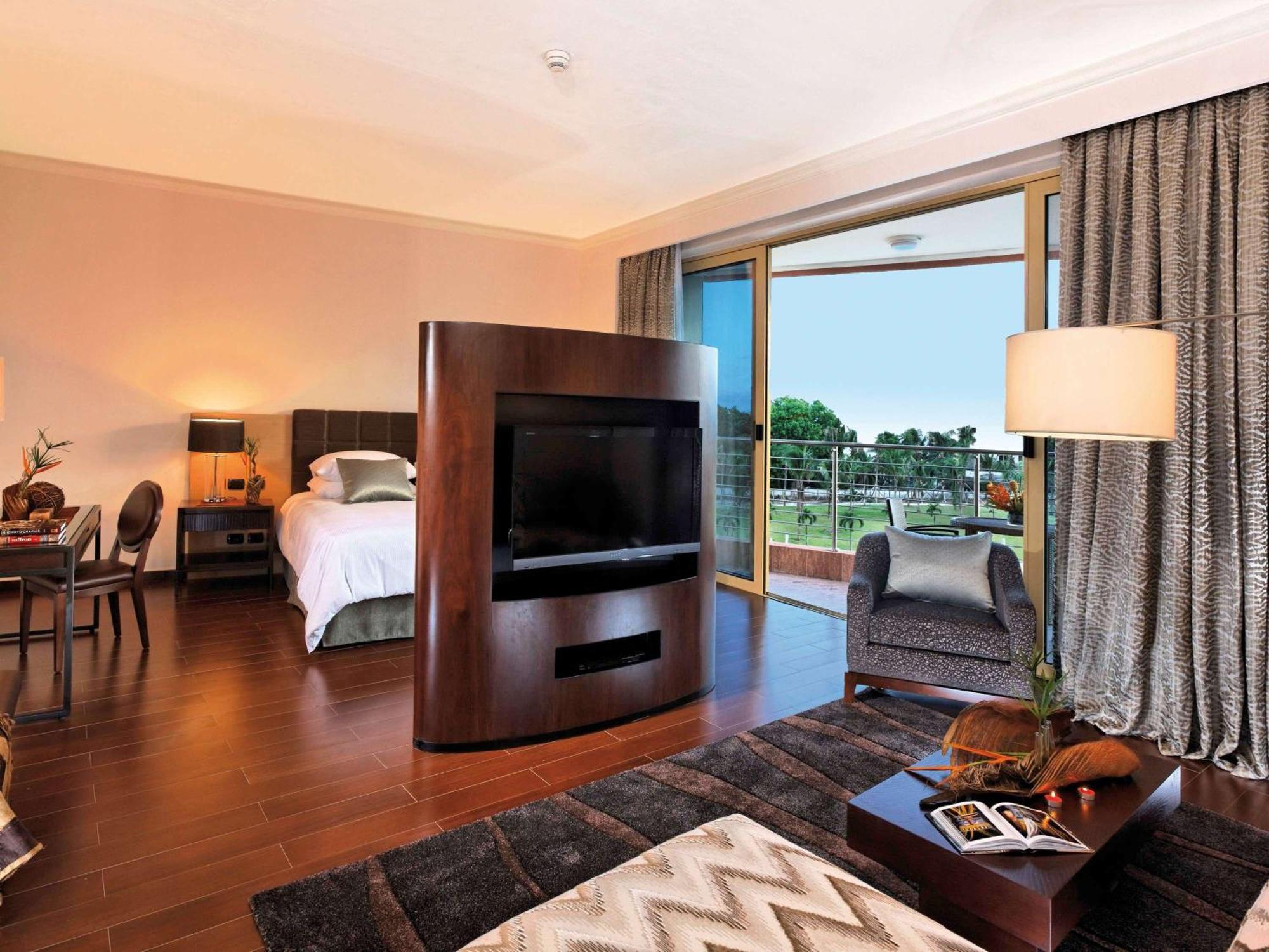 Moevenpick Ambassador Hotel Accra Eksteriør billede