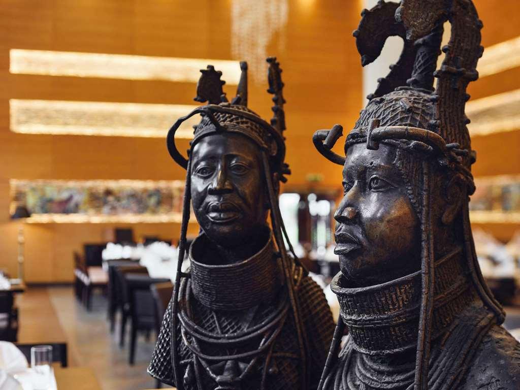 Moevenpick Ambassador Hotel Accra Restaurant billede