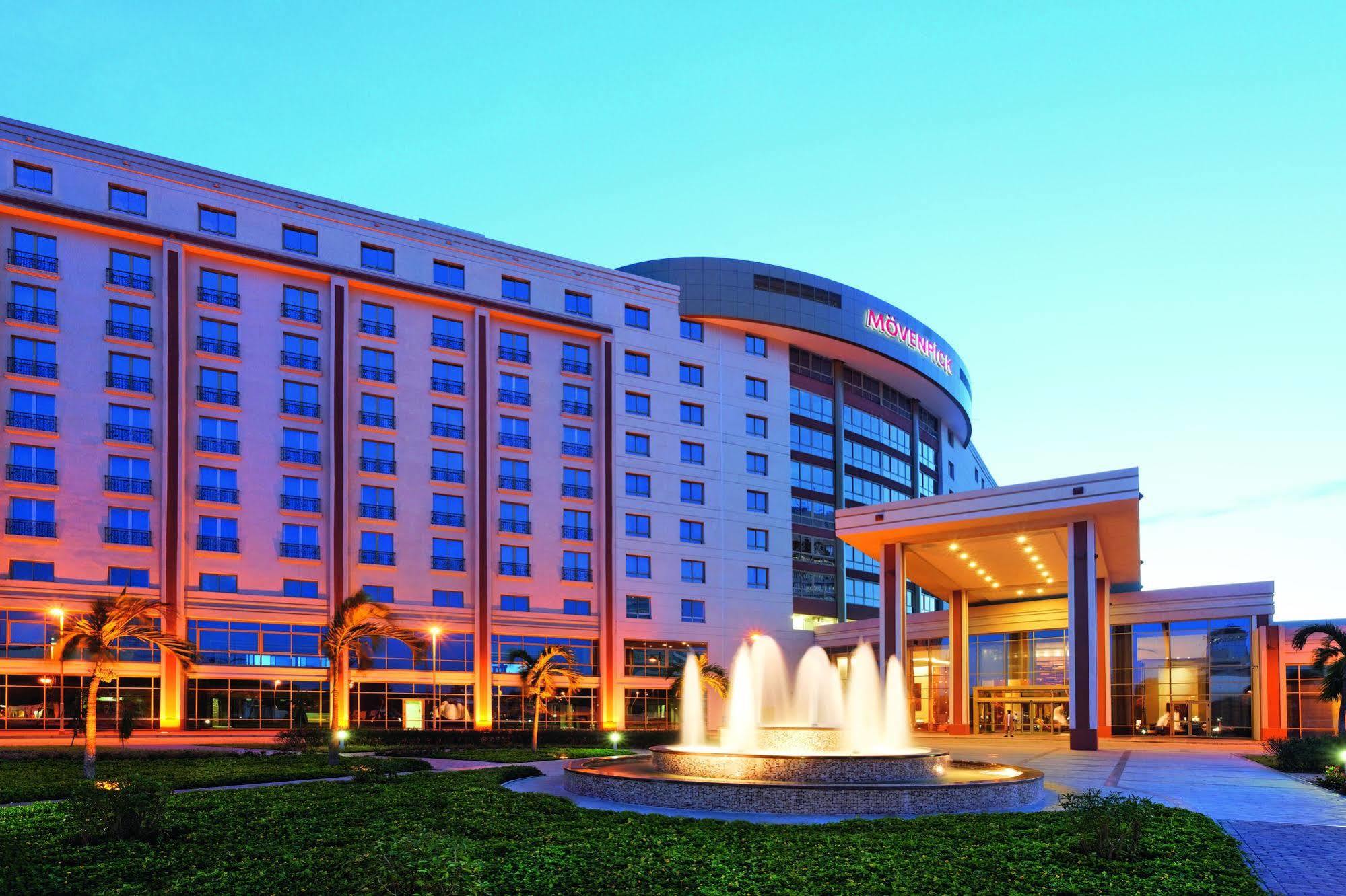 Moevenpick Ambassador Hotel Accra Eksteriør billede