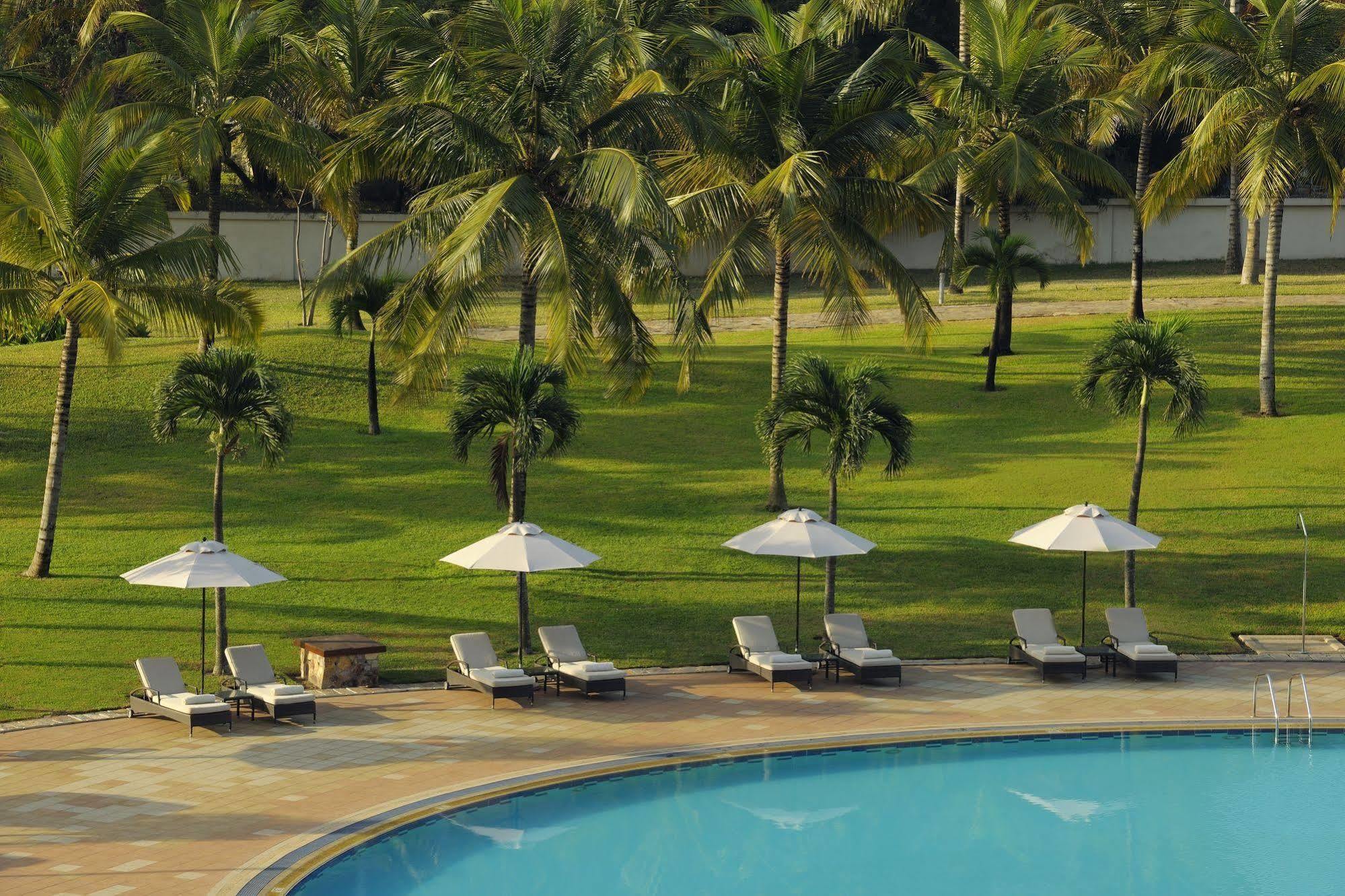 Moevenpick Ambassador Hotel Accra Eksteriør billede