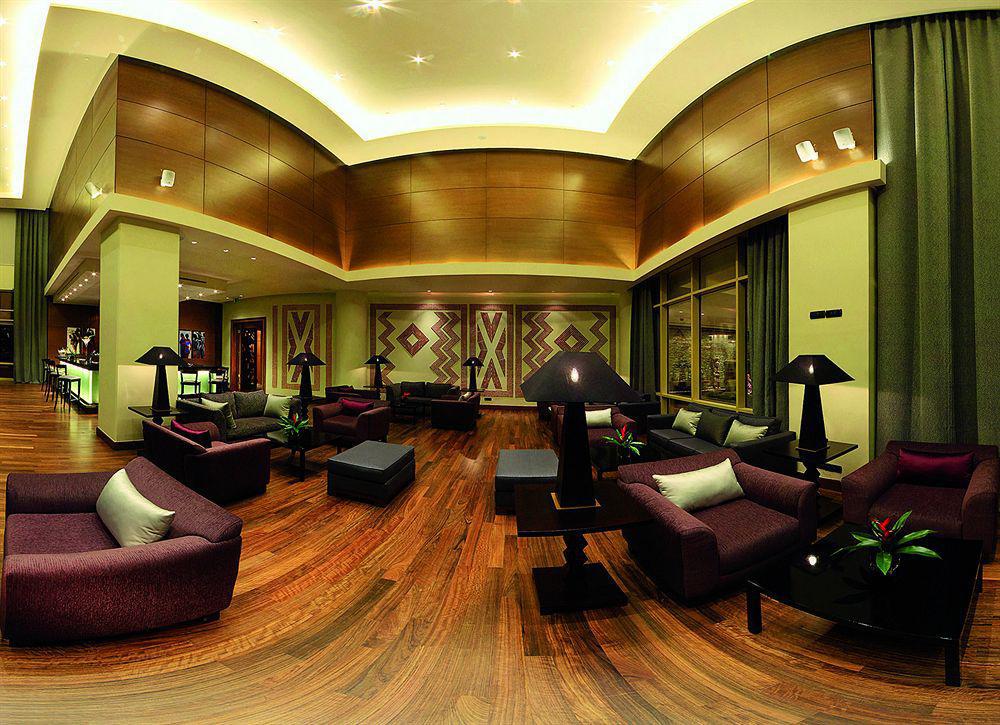 Moevenpick Ambassador Hotel Accra Eksteriør billede